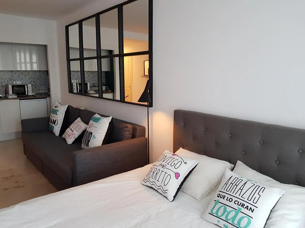 Estudio 1 Linea De Playa Vistas Al Mar Apartment Torremolinos Spain