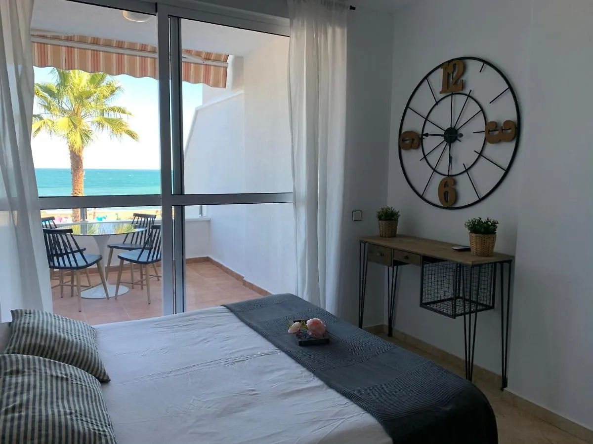 Estudio 1 Linea De Playa Vistas Al Mar Apartment Torremolinos Spain